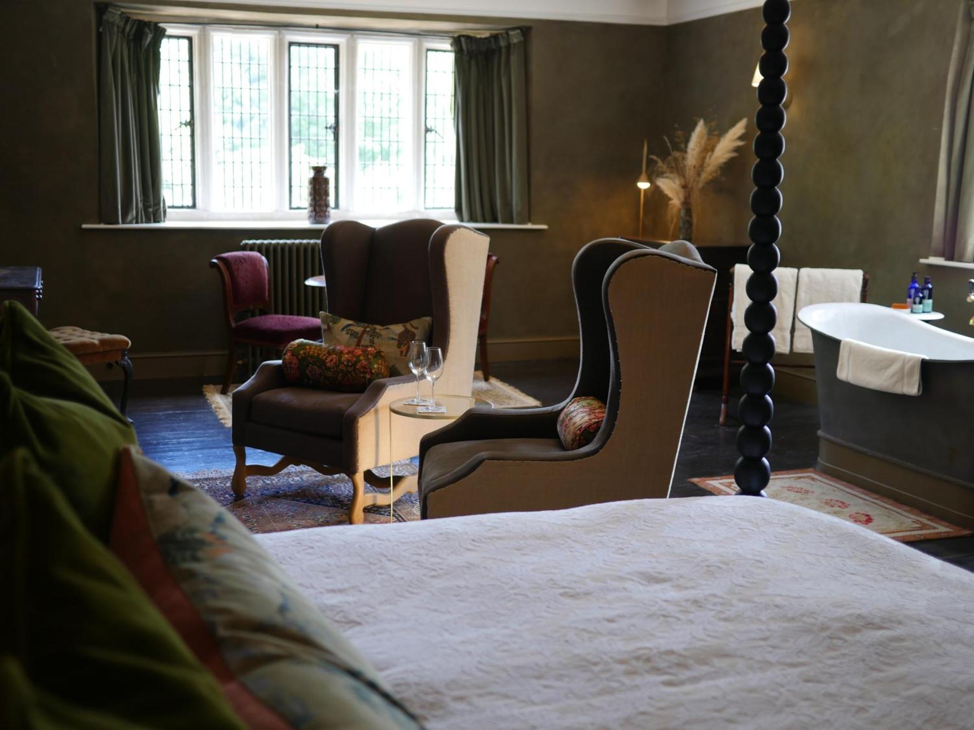 Manor * Sidbury